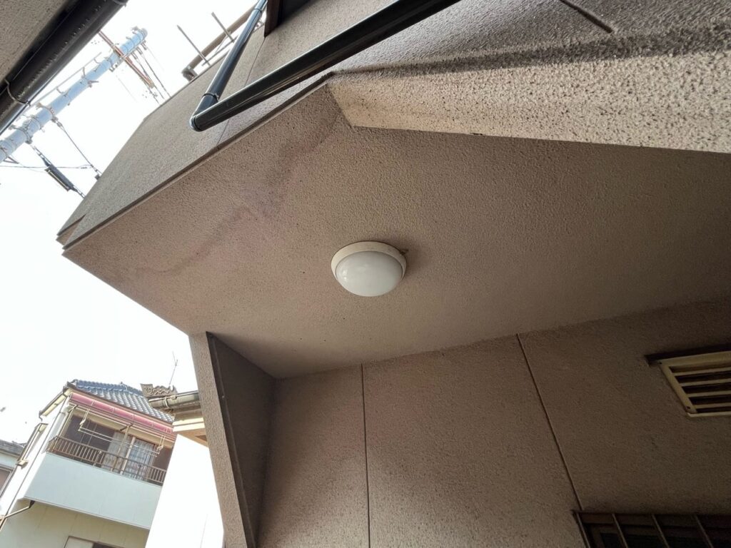 株式会社Matsudairaの雨染みの画像