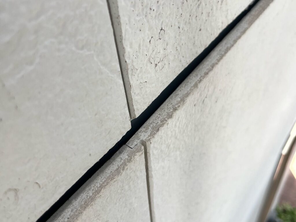 サイディング外壁の反り